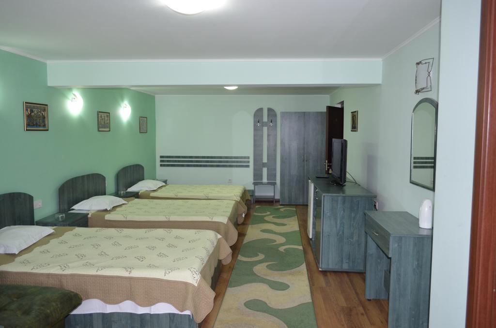 Casa Alba Hotel Ramnicu Valcea Luaran gambar