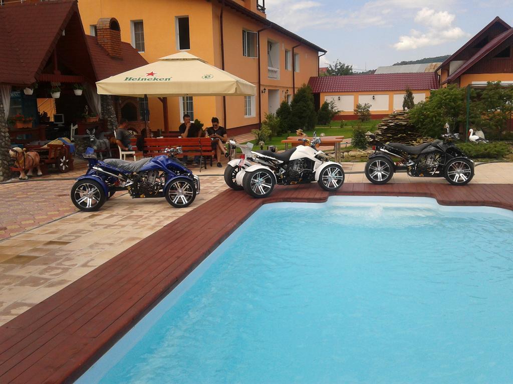 Casa Alba Hotel Ramnicu Valcea Luaran gambar